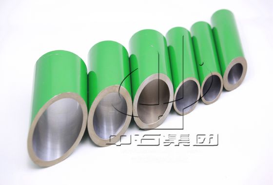 Van het het Vatolieveld van de staalpomp van de Pompdelen de Bespoten Duiker Metaal